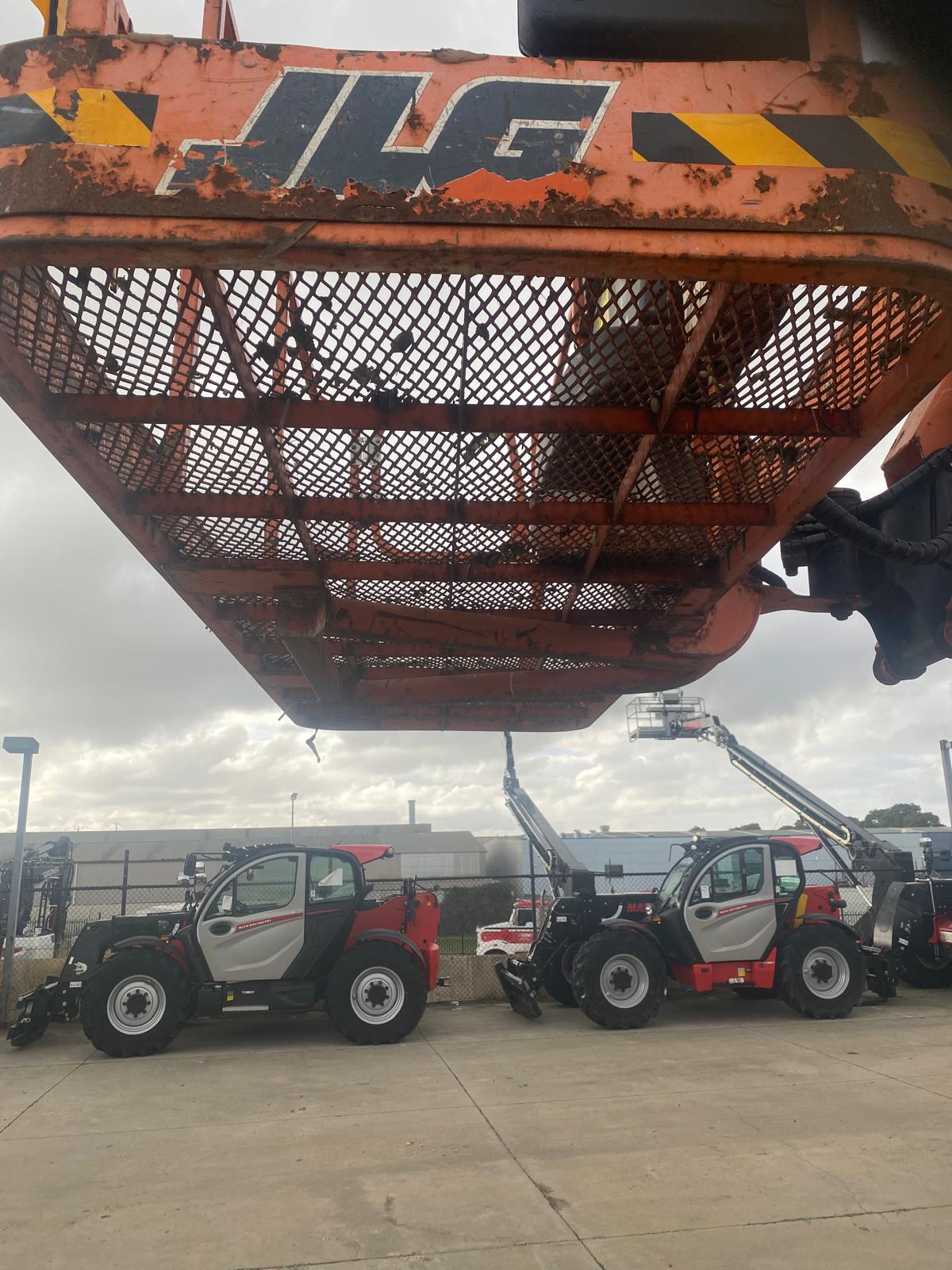 Sold - Telescopic Boom Lift - View 2